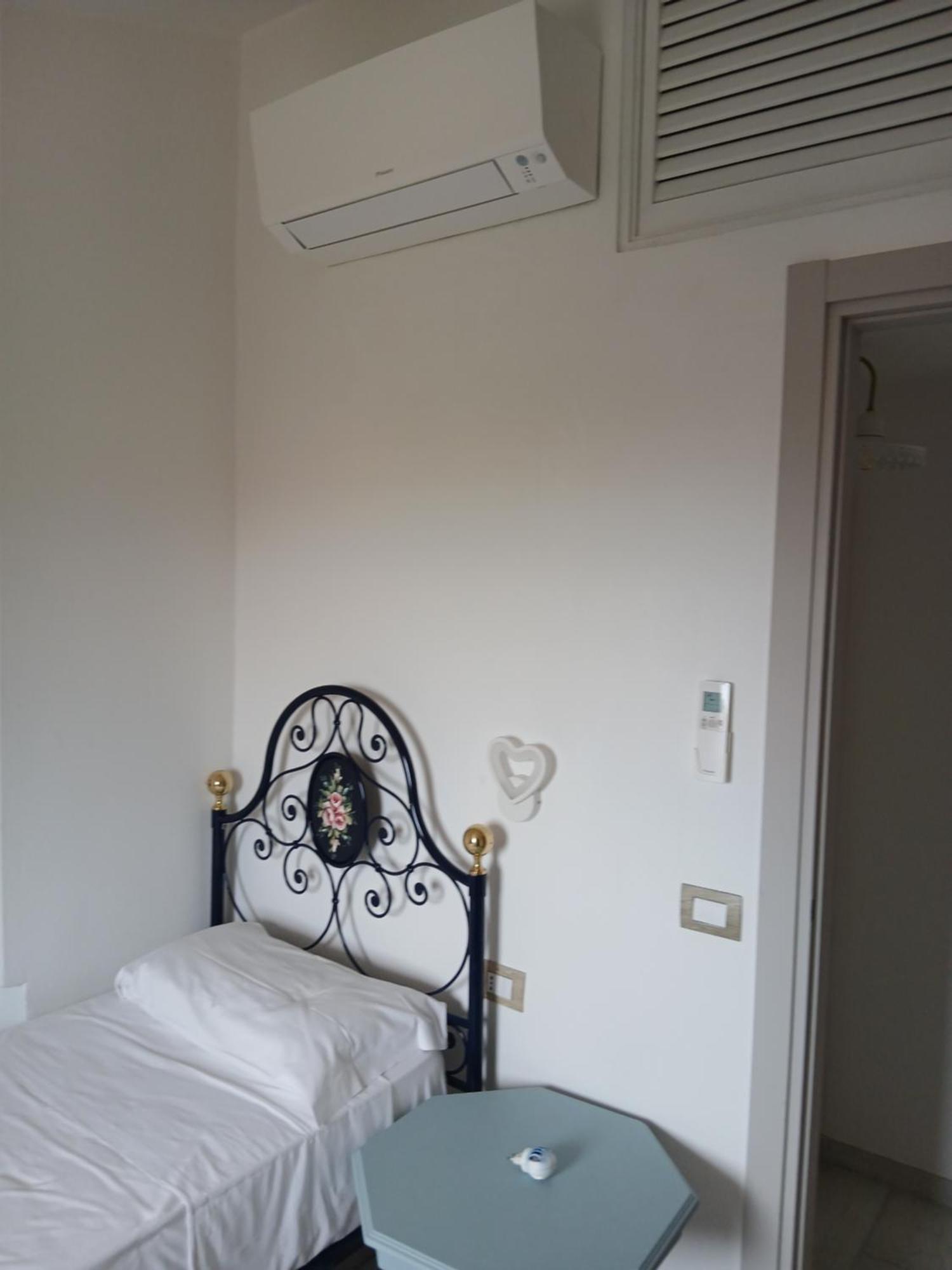Ottiolu House Villa 50M From Beach 波尔托奥蒂罗卢 外观 照片